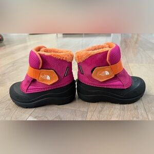 THE NORTH FACE Alpenglow II (Toddler) snowboots sz 9